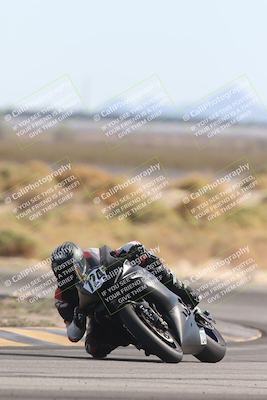 media/Oct-31-2025-CVMA Friday Practice (Fri) [[e9defcbea4]]/3-Racer 2 Practice/Session 5 (Turn 4)/